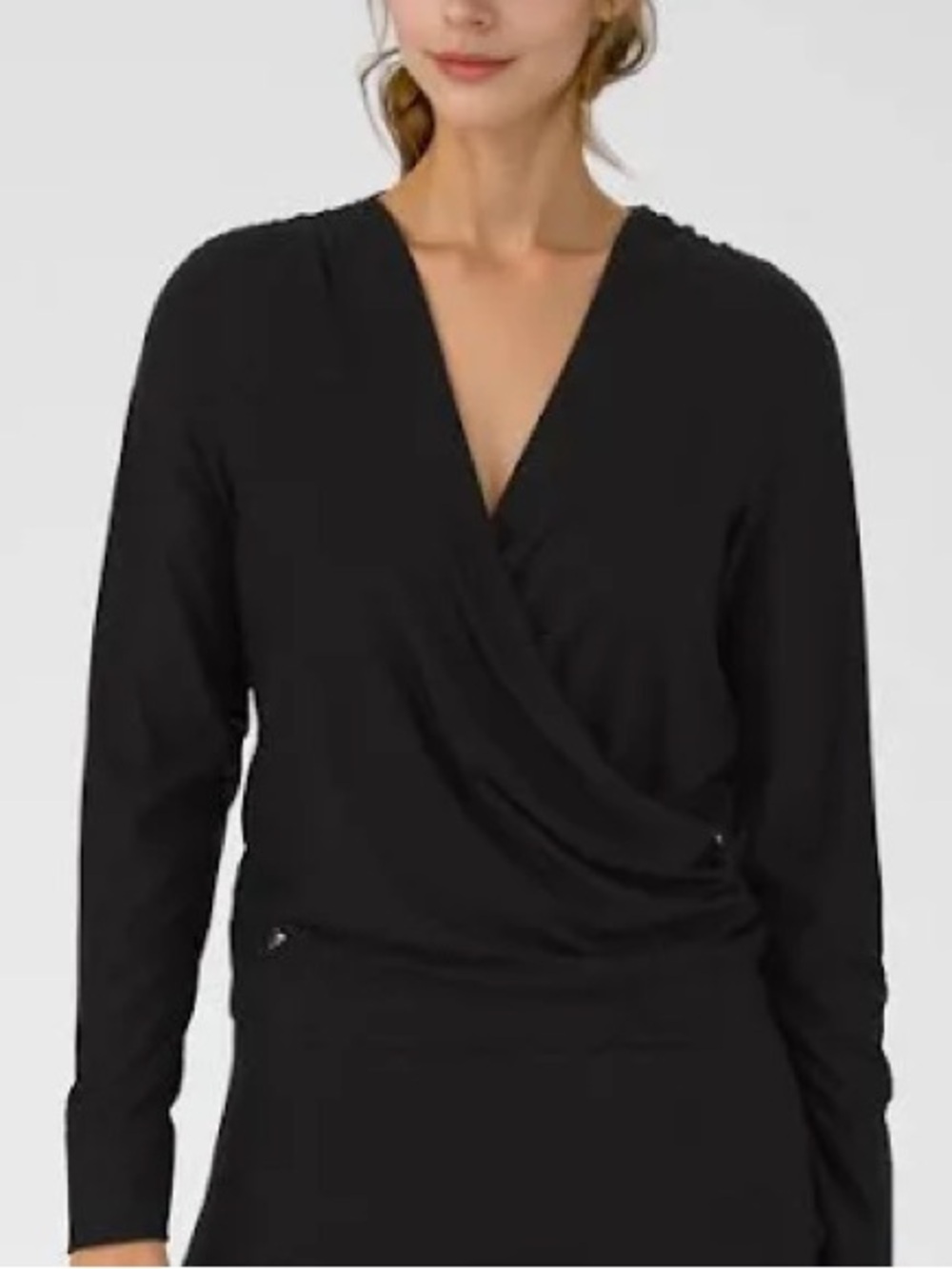 Lole // Black wrap front long sleeve shirt